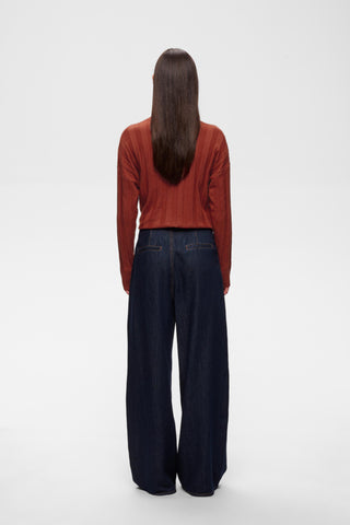 Tess Kellsie Pullover in Red Ochre