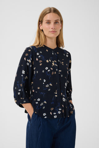 Constantina Shirt in Dark Navy Botanical