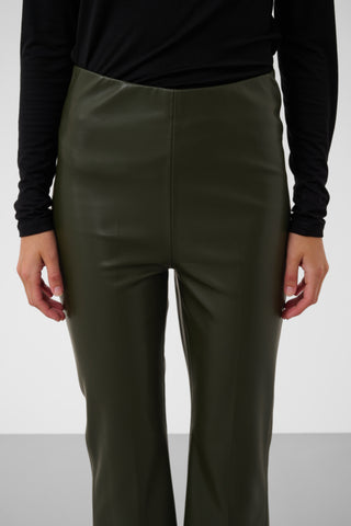 Kaylee Pull-up Kickflare Pants in Rosin