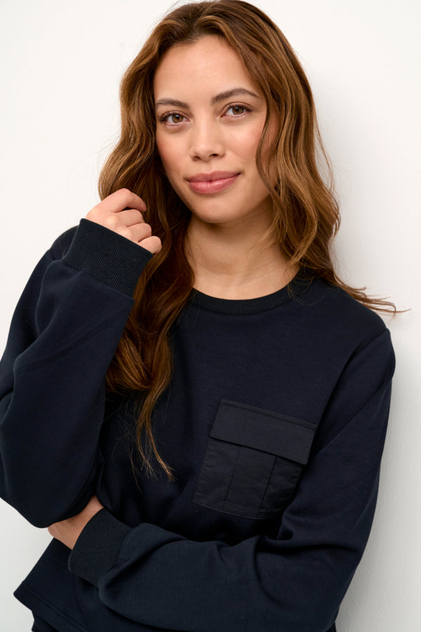 Chabrina Sweatshirt in Black