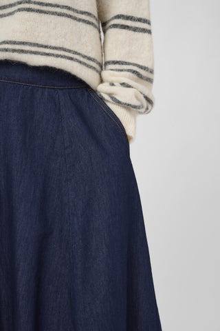 Hilka Arpa Skirt in Rinse Wash