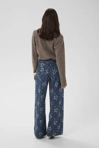 Jilly Jeans in Medium Blue Wash