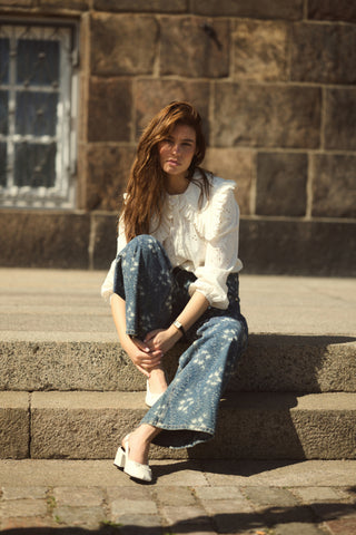 Jilly Jeans in Medium Blue Wash