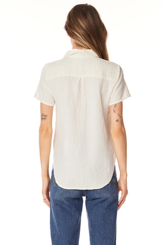 Short Sleeve Button Front Collar Shirt in Parchment
