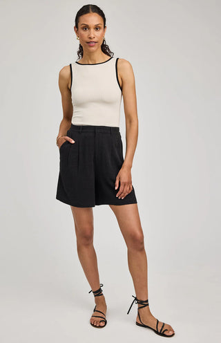Alma Shorts in Black