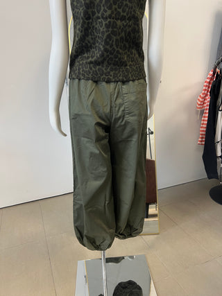 Float on Balloon Pants in Kalamata