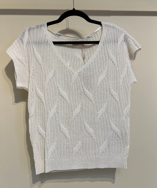 Short Sleeve Batwing Sweater in Off White